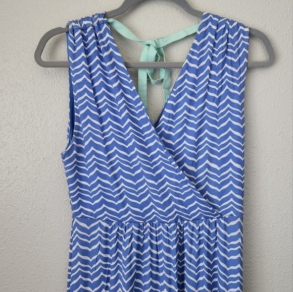 Vineyard Vines Blue Whales Chevron Sleevless Vneck Maxi Dress Tie Back XS - Picture 8 of 9